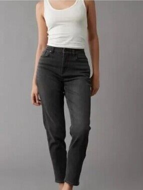 American Eagle Highest Rise 90s Boyfriend Jeans Black Size 10